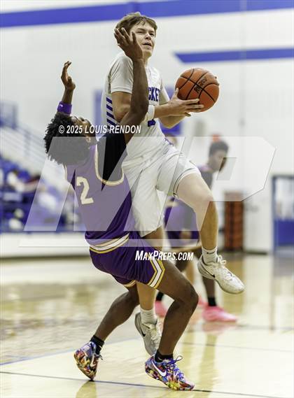 Thumbnail 2 in Marlin @ Robinson photogallery.