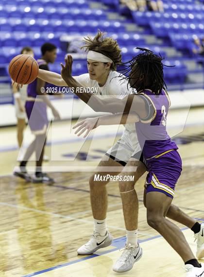 Thumbnail 2 in Marlin @ Robinson photogallery.