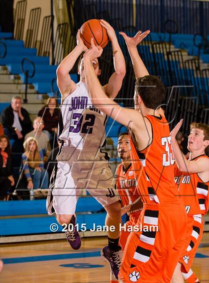 Thumbnail 3 in Croton-Harmon vs John Jay (Putnam Challenge) photogallery.