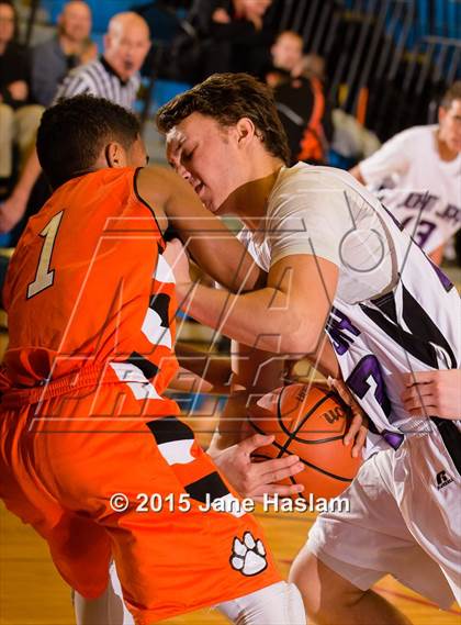 Thumbnail 1 in Croton-Harmon vs John Jay (Putnam Challenge) photogallery.