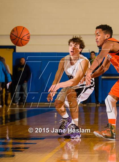 Thumbnail 1 in Croton-Harmon vs John Jay (Putnam Challenge) photogallery.