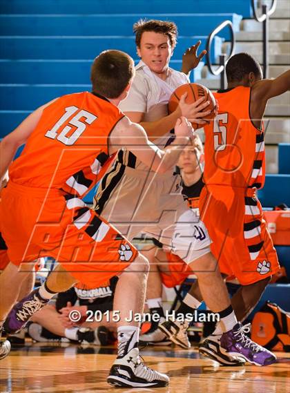Thumbnail 1 in Croton-Harmon vs John Jay (Putnam Challenge) photogallery.