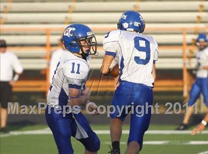 Thumbnail 3 in Grace Community vs Gilmer photogallery.