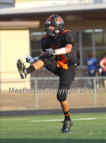 Thumbnail 2 in Grace Community vs Gilmer photogallery.