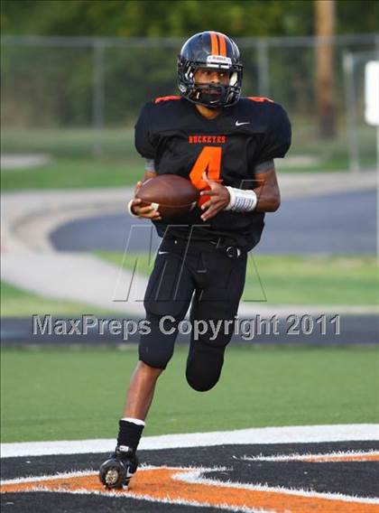 Thumbnail 2 in Grace Community vs Gilmer photogallery.