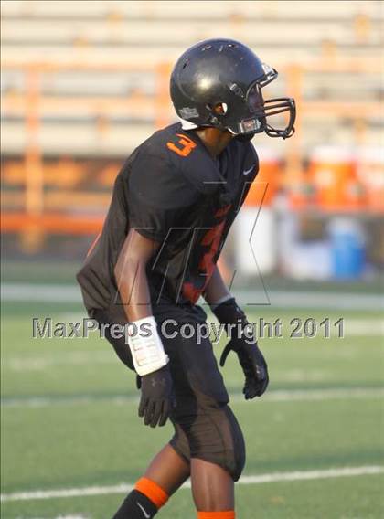 Thumbnail 3 in Grace Community vs Gilmer photogallery.