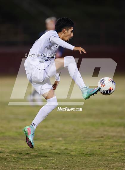 Thumbnail 2 in Bellarmine College Prep vs. Everett Alvarez (CIFCCS D1 Championship) photogallery.