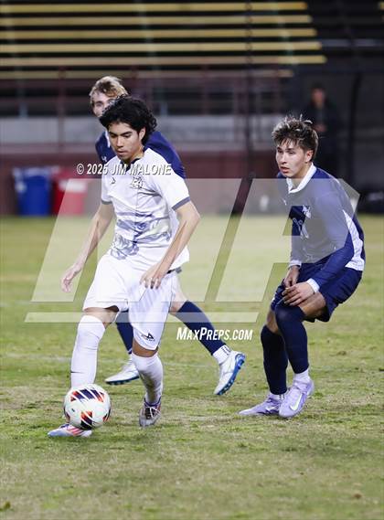 Thumbnail 2 in Bellarmine College Prep vs. Everett Alvarez (CIFCCS D1 Championship) photogallery.