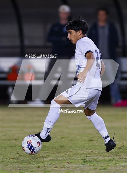 Thumbnail 1 in Bellarmine College Prep vs. Everett Alvarez (CIFCCS D1 Championship) photogallery.