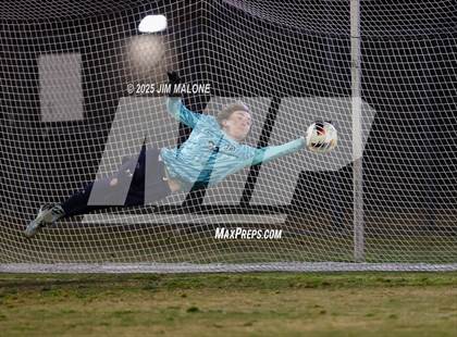 Thumbnail 2 in Bellarmine College Prep vs. Everett Alvarez (CIFCCS D1 Championship) photogallery.