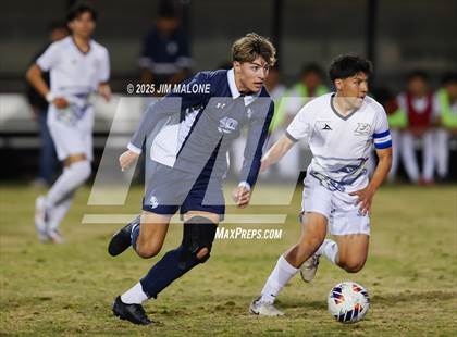 Thumbnail 2 in Bellarmine College Prep vs. Everett Alvarez (CIFCCS D1 Championship) photogallery.