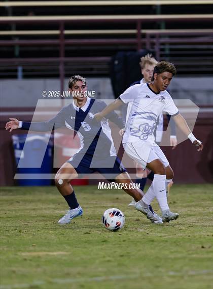 Thumbnail 3 in Bellarmine College Prep vs. Everett Alvarez (CIFCCS D1 Championship) photogallery.