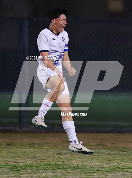 Thumbnail 3 in Bellarmine College Prep vs. Everett Alvarez (CIFCCS D1 Championship) photogallery.
