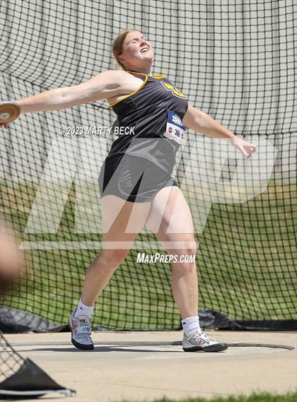 Thumbnail 1 in Class 3 Discus (MSHSAA State Championship) photogallery.