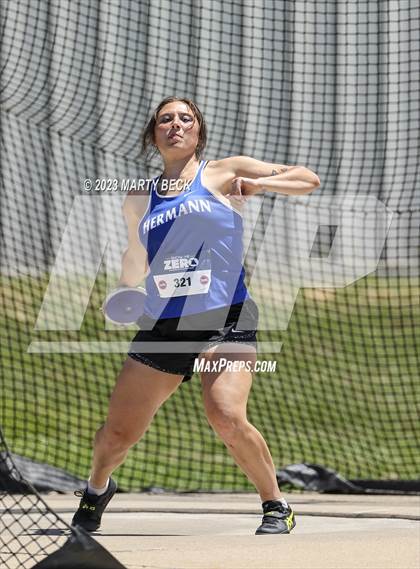 Thumbnail 3 in Class 3 Discus (MSHSAA State Championship) photogallery.