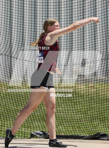 Thumbnail 2 in Class 3 Discus (MSHSAA State Championship) photogallery.