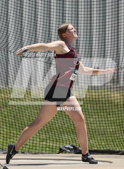 Thumbnail 1 in Class 3 Discus (MSHSAA State Championship) photogallery.