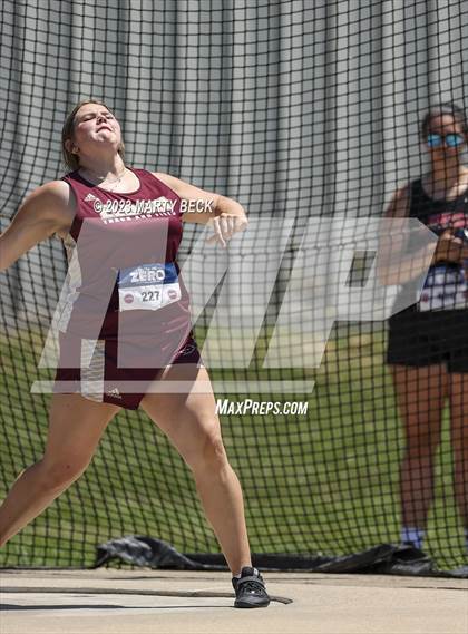 Thumbnail 2 in Class 3 Discus (MSHSAA State Championship) photogallery.