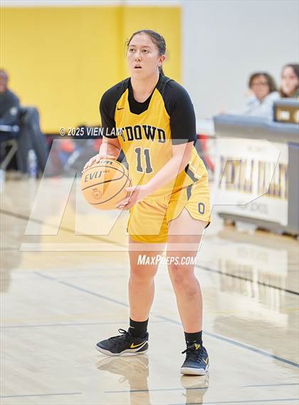 Thumbnail 2 in Bishop O'Dowd vs. Buchanan (Pinole Valley Tip-Off Classic) photogallery.