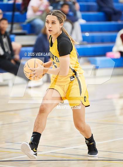 Thumbnail 1 in Bishop O'Dowd vs. Buchanan (Pinole Valley Tip-Off Classic) photogallery.