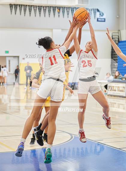 Thumbnail 1 in Bishop O'Dowd vs. Buchanan (Pinole Valley Tip-Off Classic) photogallery.