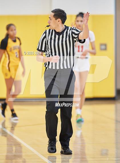 Thumbnail 3 in Bishop O'Dowd vs. Buchanan (Pinole Valley Tip-Off Classic) photogallery.