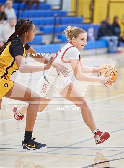 Thumbnail 3 in Bishop O'Dowd vs. Buchanan (Pinole Valley Tip-Off Classic) photogallery.