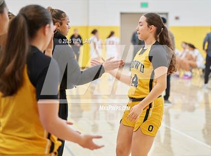 Thumbnail 2 in Bishop O'Dowd vs. Buchanan (Pinole Valley Tip-Off Classic) photogallery.