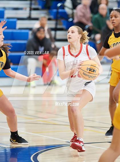 Thumbnail 3 in Bishop O'Dowd vs. Buchanan (Pinole Valley Tip-Off Classic) photogallery.