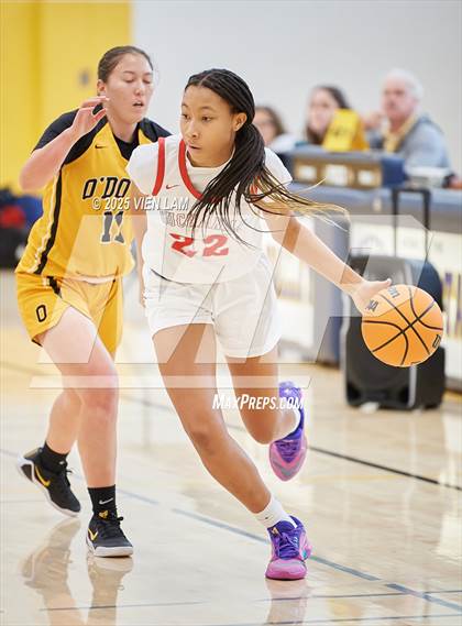 Thumbnail 1 in Bishop O'Dowd vs. Buchanan (Pinole Valley Tip-Off Classic) photogallery.