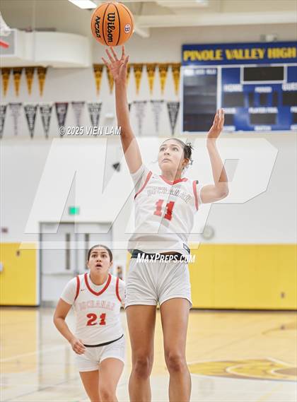 Thumbnail 3 in Bishop O'Dowd vs. Buchanan (Pinole Valley Tip-Off Classic) photogallery.