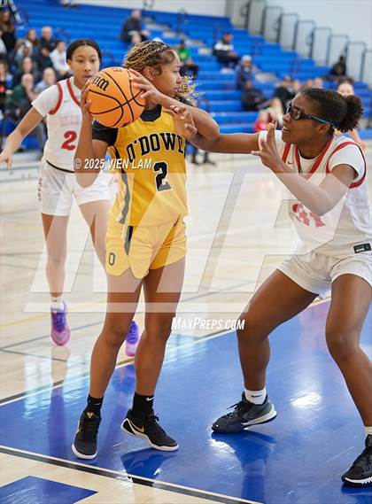 Thumbnail 3 in Bishop O'Dowd vs. Buchanan (Pinole Valley Tip-Off Classic) photogallery.