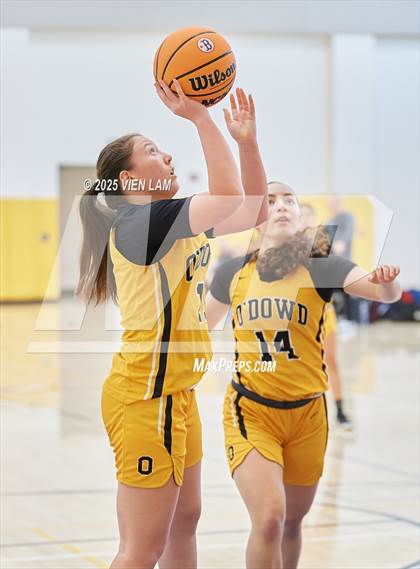 Thumbnail 2 in Bishop O'Dowd vs. Buchanan (Pinole Valley Tip-Off Classic) photogallery.