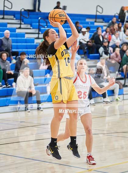 Thumbnail 2 in Bishop O'Dowd vs. Buchanan (Pinole Valley Tip-Off Classic) photogallery.