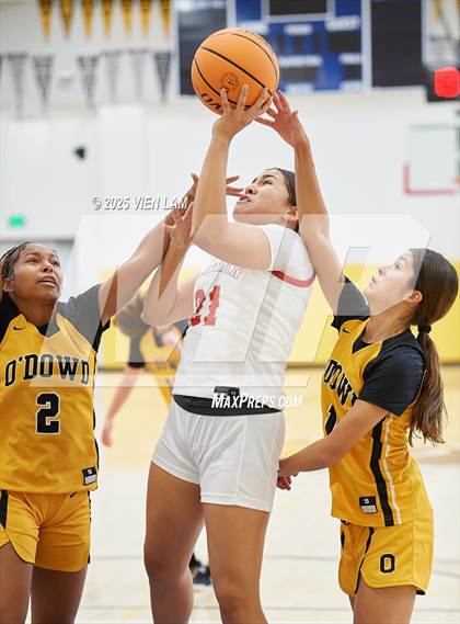 Thumbnail 1 in Bishop O'Dowd vs. Buchanan (Pinole Valley Tip-Off Classic) photogallery.