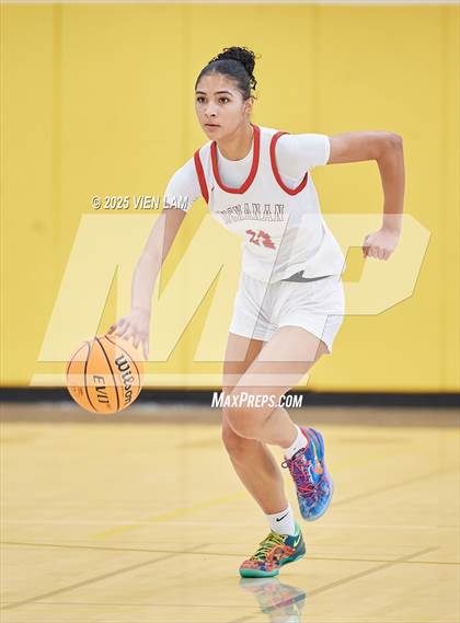 Thumbnail 2 in Bishop O'Dowd vs. Buchanan (Pinole Valley Tip-Off Classic) photogallery.