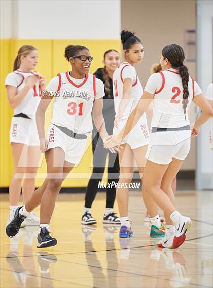 Thumbnail 2 in Bishop O'Dowd vs. Buchanan (Pinole Valley Tip-Off Classic) photogallery.