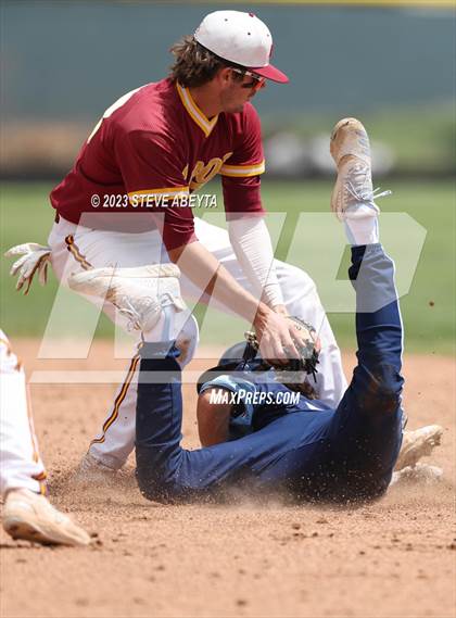 Thumbnail 1 in Valor Christian vs. Rocky Mountain (CHSAA 5A State 1st Round) photogallery.