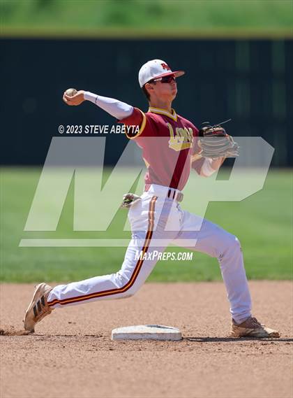 Thumbnail 2 in Valor Christian vs. Rocky Mountain (CHSAA 5A State 1st Round) photogallery.