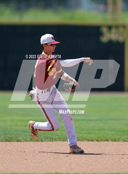 Thumbnail 1 in Valor Christian vs. Rocky Mountain (CHSAA 5A State 1st Round) photogallery.
