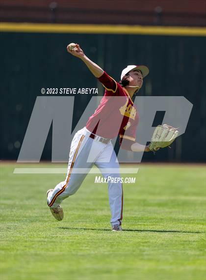 Thumbnail 1 in Valor Christian vs. Rocky Mountain (CHSAA 5A State 1st Round) photogallery.