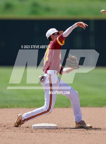 Thumbnail 3 in Valor Christian vs. Rocky Mountain (CHSAA 5A State 1st Round) photogallery.