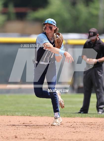 Thumbnail 3 in Valor Christian vs. Rocky Mountain (CHSAA 5A State 1st Round) photogallery.