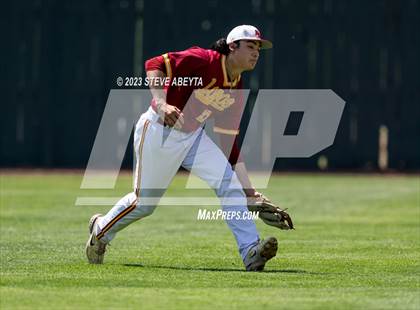 Thumbnail 3 in Valor Christian vs. Rocky Mountain (CHSAA 5A State 1st Round) photogallery.