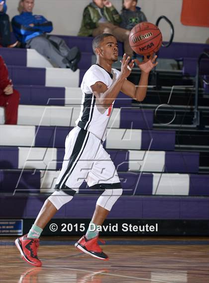 Thumbnail 2 in West Ranch vs. Lawndale (St. Hope Elite Classic) photogallery.