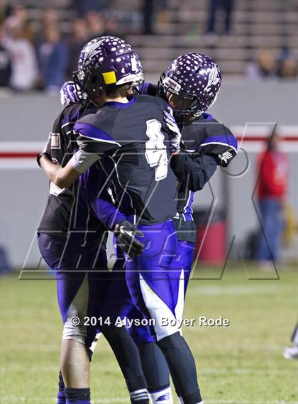 Thumbnail 3 in Northern Guilford vs. Weddington (NCHSAA 3A Final) photogallery.