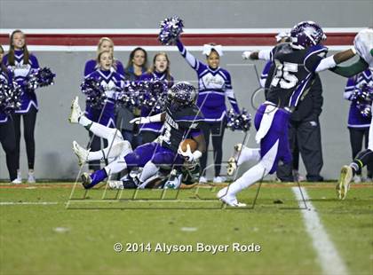 Thumbnail 2 in Northern Guilford vs. Weddington (NCHSAA 3A Final) photogallery.