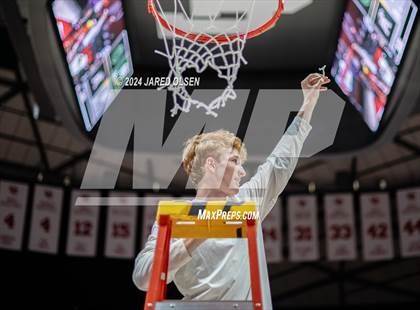Thumbnail 2 in Alta vs. Olympus (UHSAA 5A Final) photogallery.