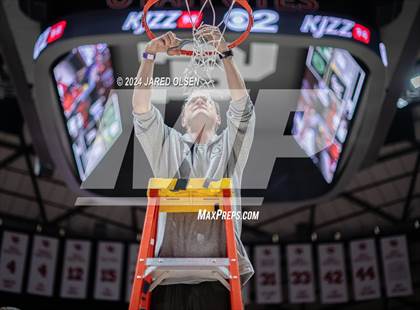 Thumbnail 3 in Alta vs. Olympus (UHSAA 5A Final) photogallery.