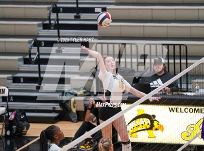 Thumbnail 3 in Seymour @ Avon (Avon Classic) photogallery.